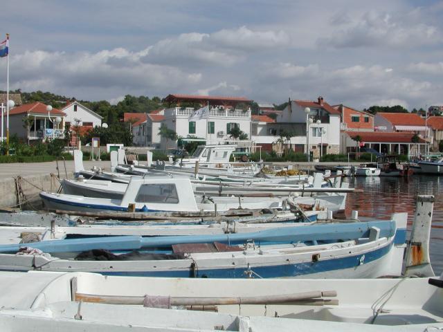 Chorvatsko, jachta, září 2004 > 150c