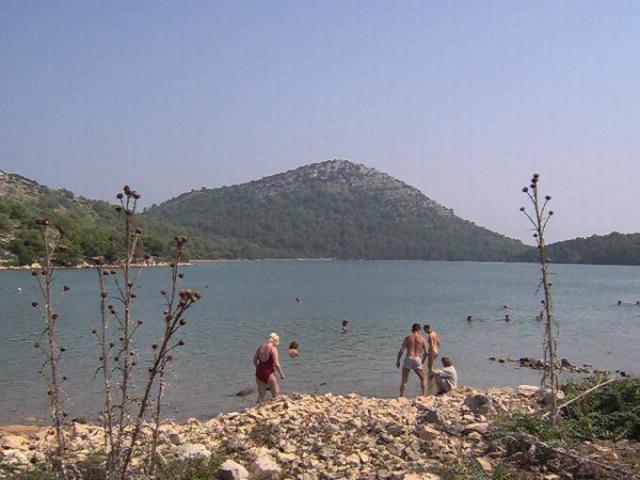 Chorvatsko, jachta, srpen 2005 > jach 319da