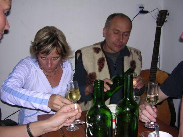 Morava, Znojmo, září 2007 > kola-zamek-sklipek (64)